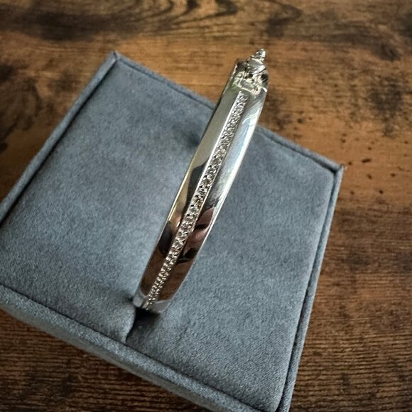 David Yurman Sterling Silver Cuff w/ Pavé White Diamonds & 18K Gold - Medium - Picture 9 of 16